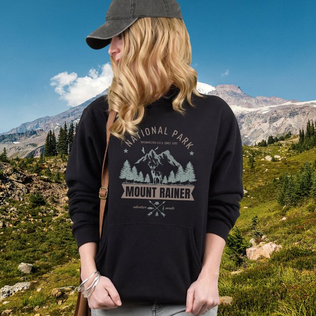 Camiseta Cozy Mountain Landscape Deer – Mount Rainer (Criador carregado)