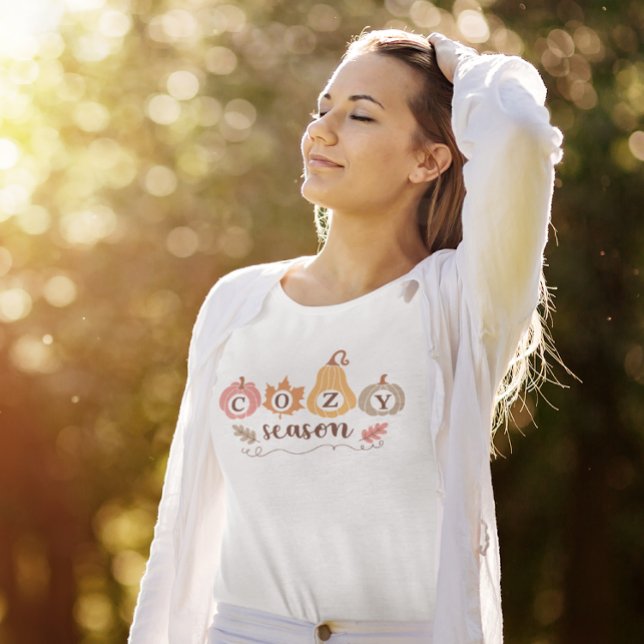 Camiseta Cozy Season (Criador carregado)