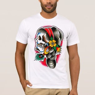 Camiseta Crânio aciganado com pena do pavão