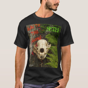 Camiseta Crânio de Raccoon com samambaias e Monarda vermelh