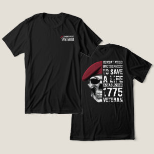 Camiseta Crânio de Veterano de Insígnia de Campo de Médico