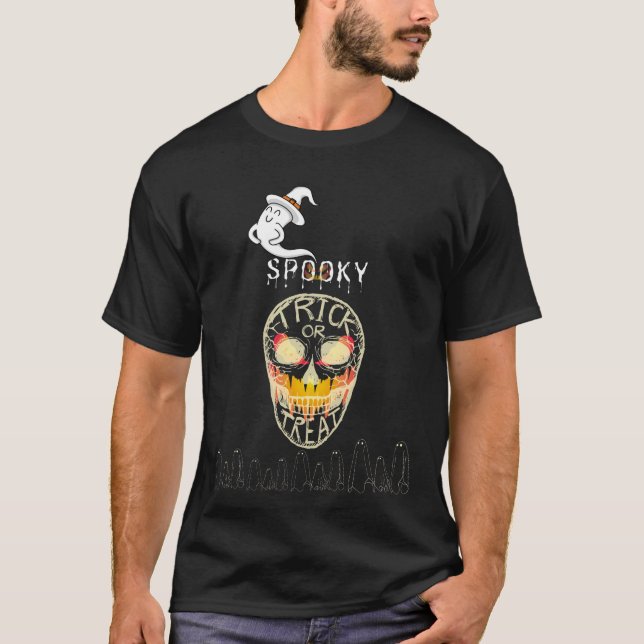 Camiseta Cranio e Fantasmas Assustadores de Halloween (Frente)