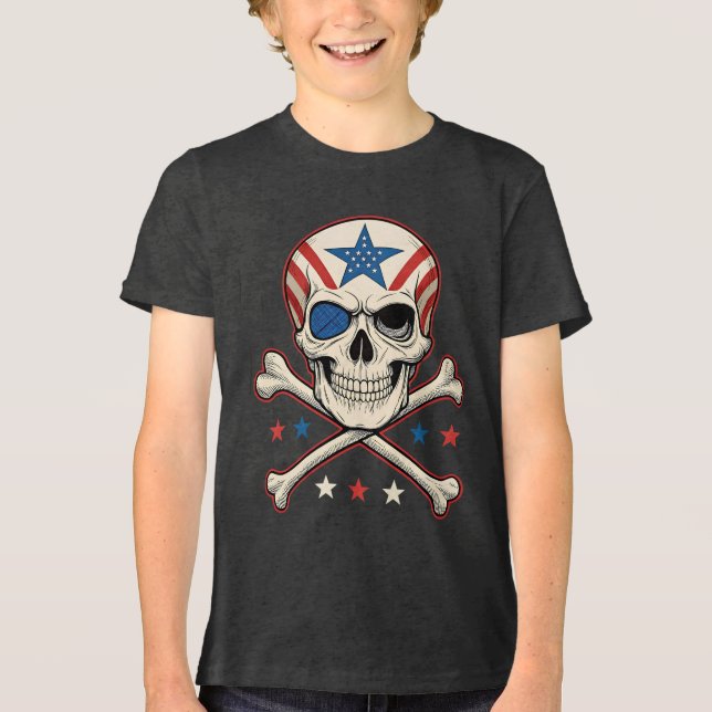 Camiseta Crânio Patriótico e Bandeira Americana Crossbones (Frente)