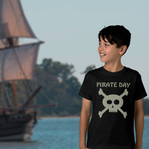 Camiseta Crânio Pirata Bonito Cruzado Ossos Personalizados 