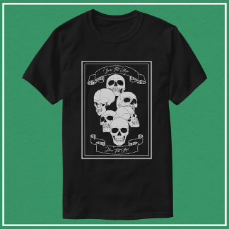 Camiseta Crânios com Faixas e Texto Masculino Preto