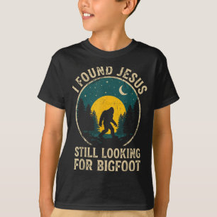 Camiseta Crença engraçada cristã retrô de pé-grande engraça