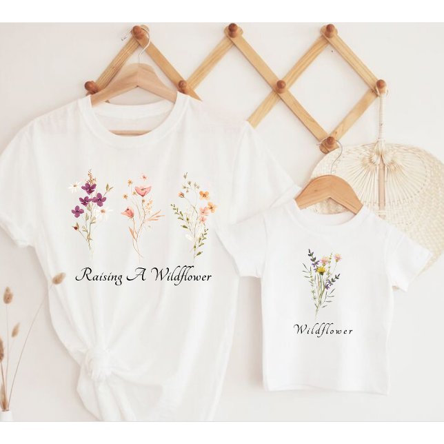 Camiseta Criação de flor selvagem e flor selvagem (Criador carregado)