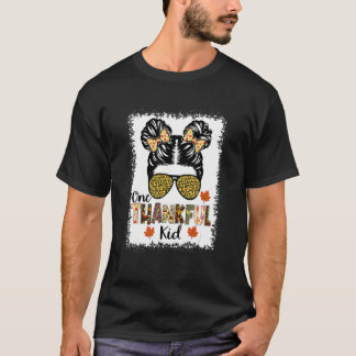 Camiseta Criança Agradecida Desbotada Coque Desarrumado Out