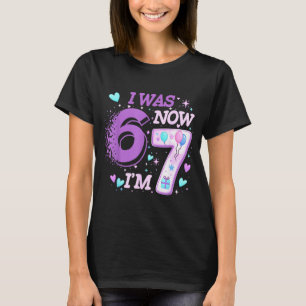 Camiseta Criança engraçada de 7 anos de idade eu tinha 6 eu