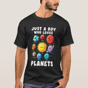 Camiseta Crianças Apenas Um Menino Que Ama Planetas Spa Do