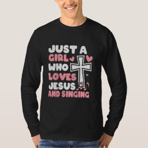Camiseta Crianças Apenas Uma Menina Que Ama Jesus E Cantand