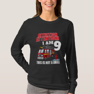 Camiseta Crianças Atenção, eu sou um caminhão de bombeiros
