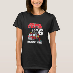Camiseta Crianças Atenção, sou 6 Bombeiros de 6 anos