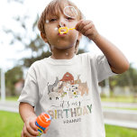 Camiseta Crianças Barnyard É o meu aniversário<br><div class="desc">Camiseta de aniversário de criança de lindos quintais com animais de criação adoráveis,  incluindo uma vaca,  cabra,  porco,  ovelha,  burro,  cavalo,  coelho,  pato e galo,  o ditado "é o meu aniversário" e o nome das crianças.</div>