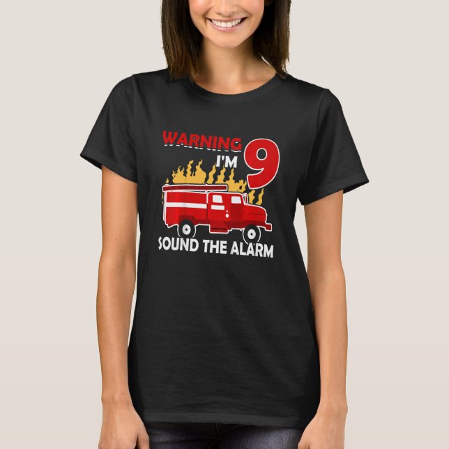 Camiseta Crianças Bombeiros com caminhão de bombeiros Eu so (Frente)