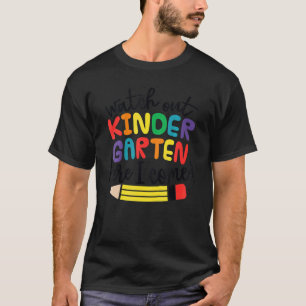 Camiseta Crianças Cuidado Com O Jardim De Infância Aqui Eu