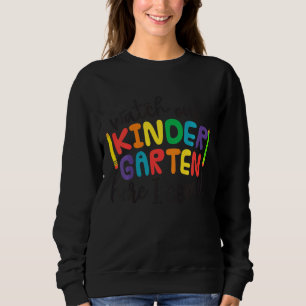 Camiseta Crianças Cuidado Com O Jardim De Infância Aqui Eu 
