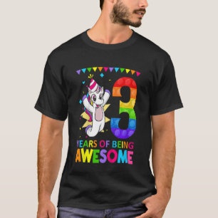 Camiseta Crianças De 3 Anos Sendo Incrível Unicorn Colorful