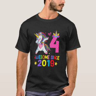 Camiseta Crianças de 4 anos adolescentes bebendo Unicorn 4°