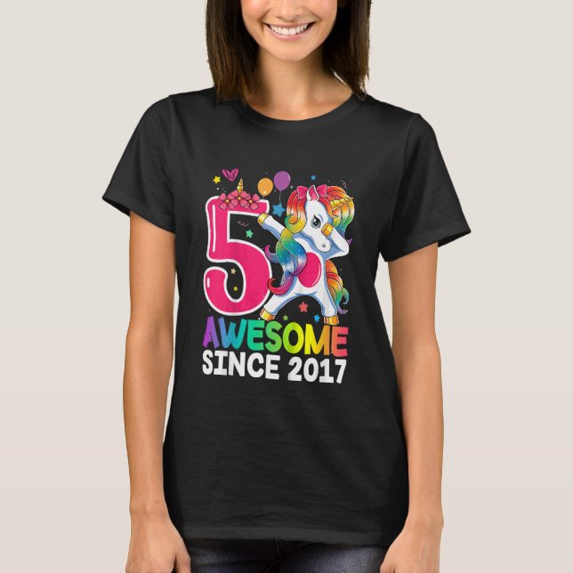 Camiseta Crianças de 5 anos adolescentes bebendo Unicorn 5  (Frente)