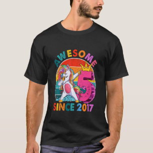 Camiseta Crianças de 5 anos adolescentes bebendo Unicorn 5