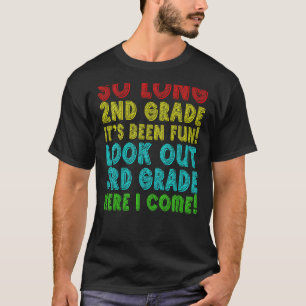 Camiseta Crianças De Tão Longo segundo Têm Sido Divertidas