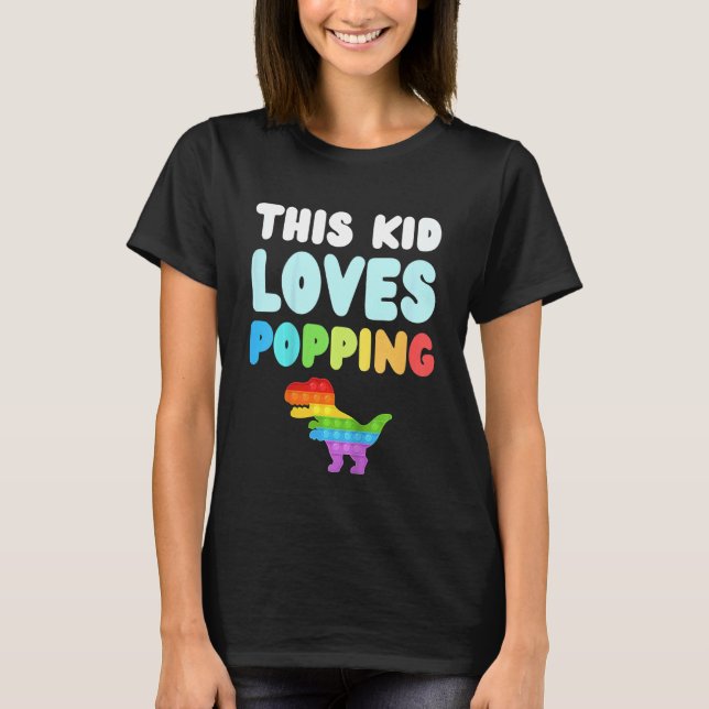 Camiseta Crianças Este Miúdo Adora Pular Brinquedos Fidget  (Frente)