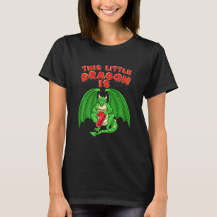 Camiseta Crianças Este Pequeno Dragão É 7 Dragões 7 de Aniv