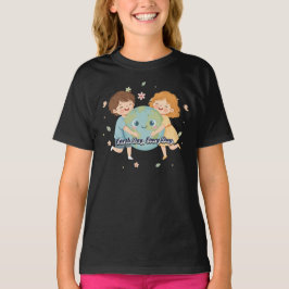 Camiseta Crianças Fofas Abraçando a Terra - Dia da Terra To