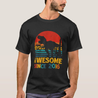 Camiseta Crianças Incríveis Desde 2016 6 Birthday Boy Dinos