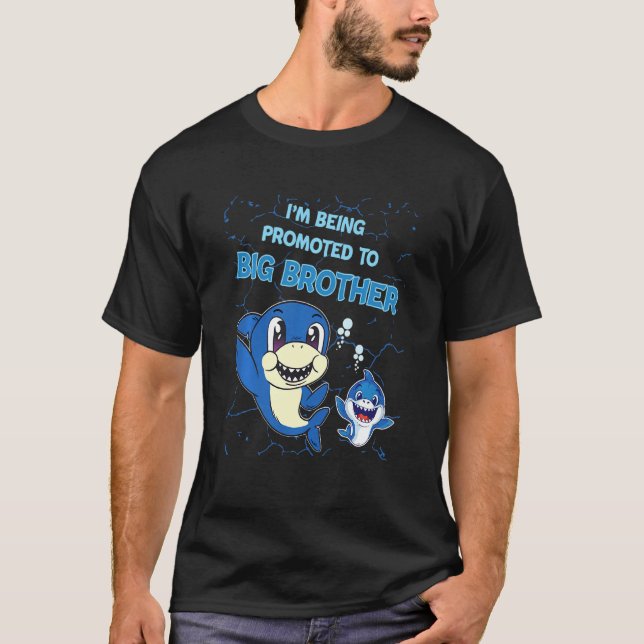 Camiseta Crianças que estou sendo promovido ao Big Brother  (Frente)