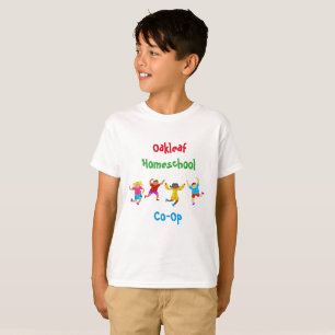Camiseta Crianças Reproduzindo Colaboração de Escolas Domés