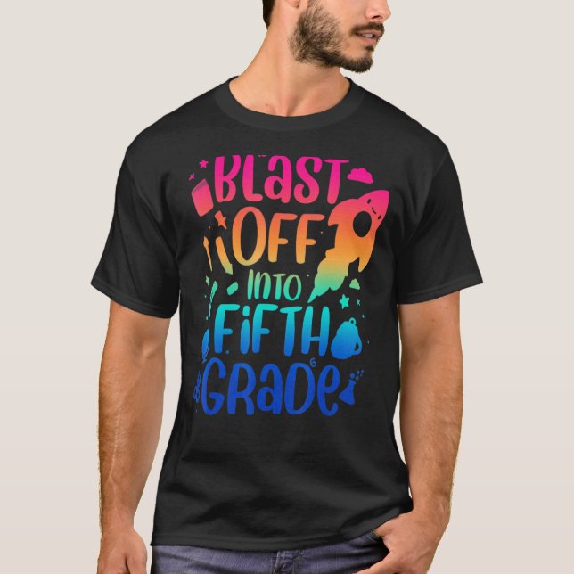 Camiseta Crianças Se Amarram De Volta Para A 5 Da Escola. (Frente)