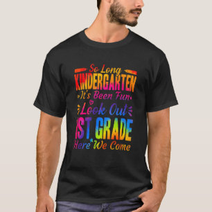 Camiseta Crianças Tão Longas Que O Jardim De Infância Olham