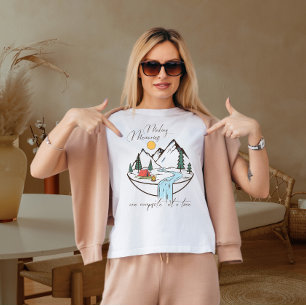 Camiseta Criando memórias uma área de camping de cada vez 