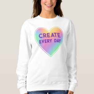 Camiseta Criar Todo Dia Coração Arco-Íris
