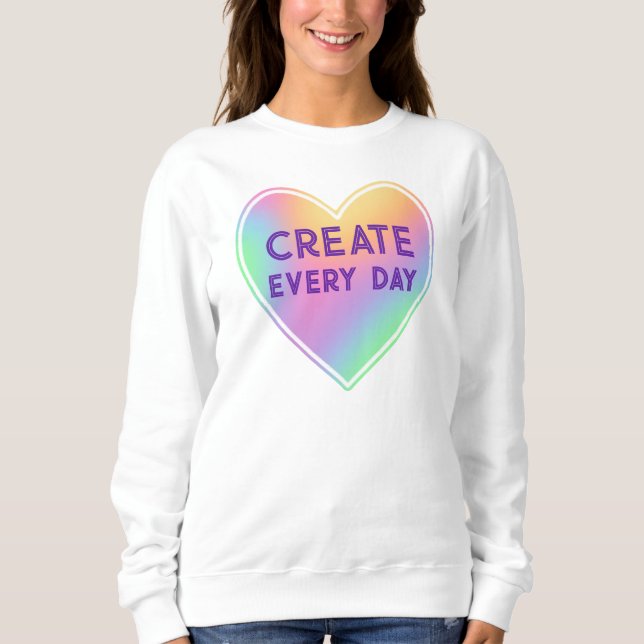 Camiseta Criar Todo Dia Coração Arco-Íris (Frente)
