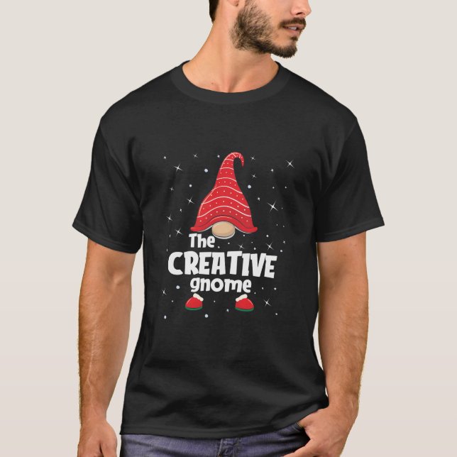 Camiseta Criativa Gnomo Família Correspondendo ao Natal Eng (Frente)