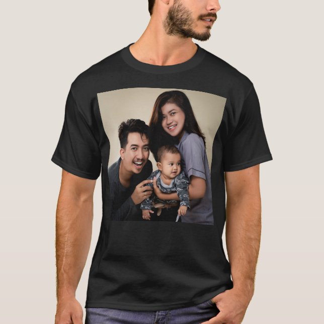 Camiseta Crie Sua Própria Foto Personalizada Da Família (Frente)