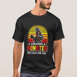 Camiseta Criei Um Monstro Ela Me Chama De Pai Apanhador Sof