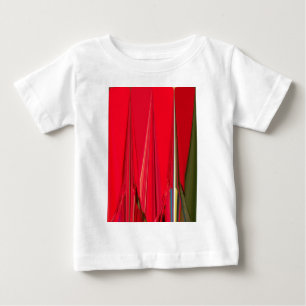 Camiseta Crimson Petal Symphony: Uma Palestra Design Vermel