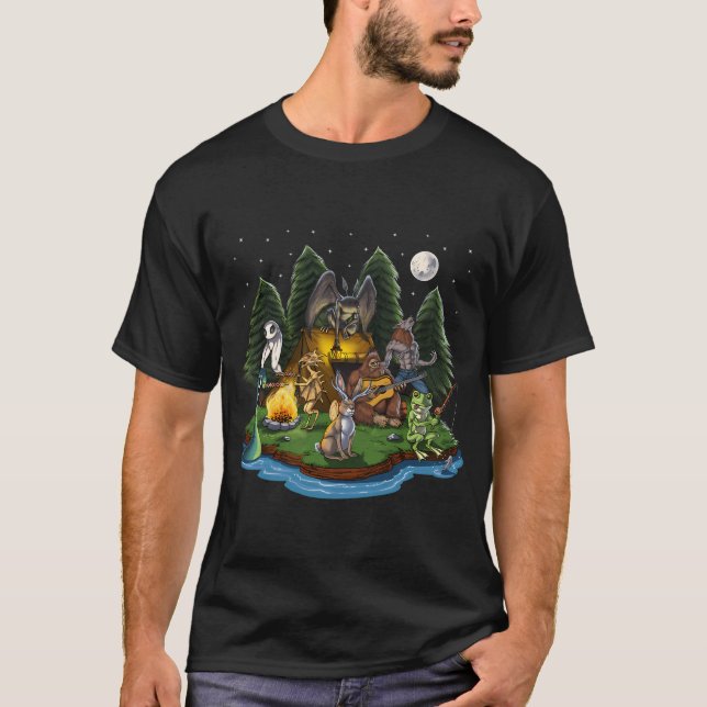 Camiseta Criptozoologia Críptidos Acampamento (Frente)