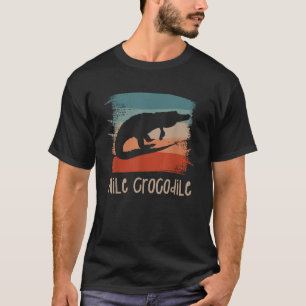 Camiseta Crocodilo do Nilo com Vintagem Retroativa