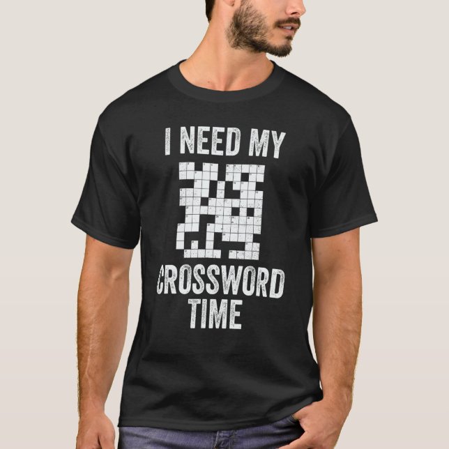 Camiseta Crossword Puzzles Need My Crossword Time Retiremen (Frente)