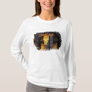 Camiseta Crucifixo acima do altar-mor na Santa