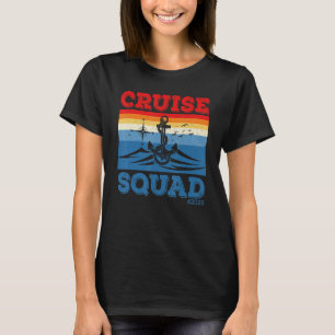 Camiseta Cruise Squad 2023 Summer Trip Family Besties Reuni