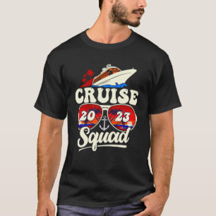 Camiseta Cruise Squad 2023 Summer Vibes Matching Family Ret