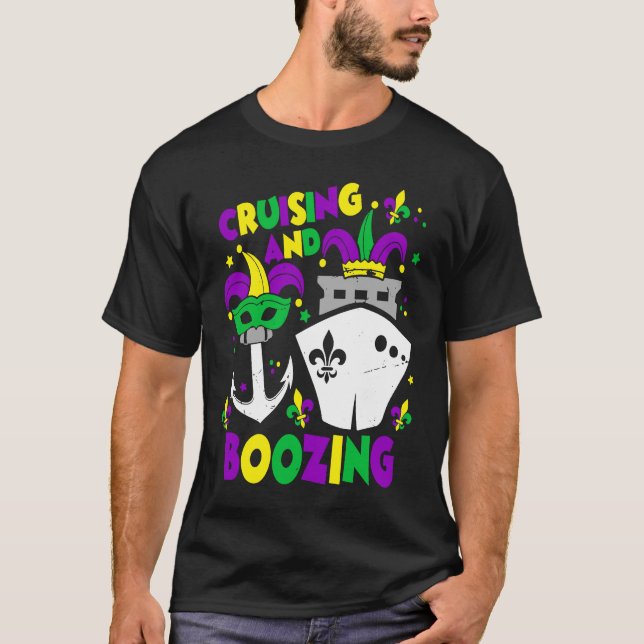 Camiseta Cruising And Boozing Mardi Gras Cruise Matching Fa (Frente)