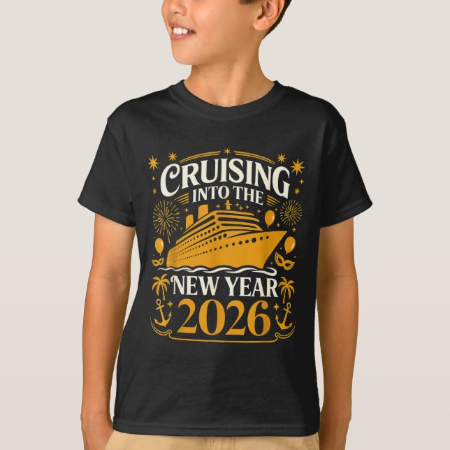 Camiseta Cruising Into 2026 New Years Eve Party Favors Fami (Frente)