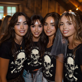 Camiseta Cruz de Caveira Retro Vintage Pirata Noite das Gal